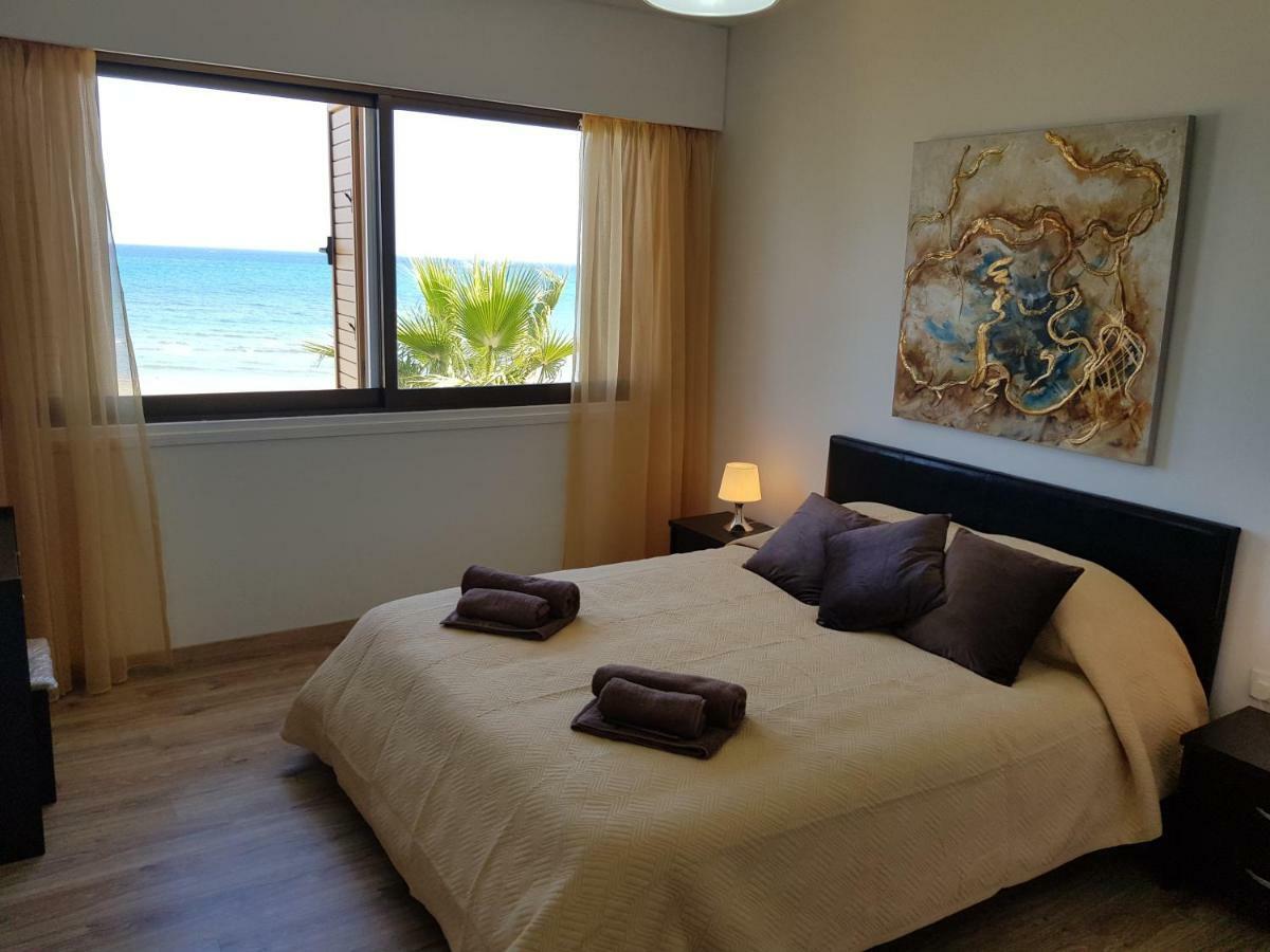 Haig'S Dream Flat On The Beach Larnaca Dış mekan fotoğraf